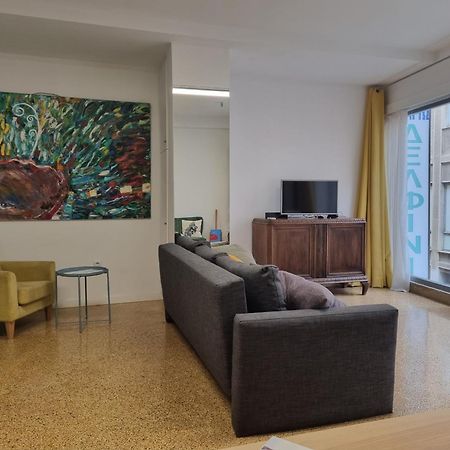 Delfini Home Plaka/Acropolis Atény Pokoj fotografie